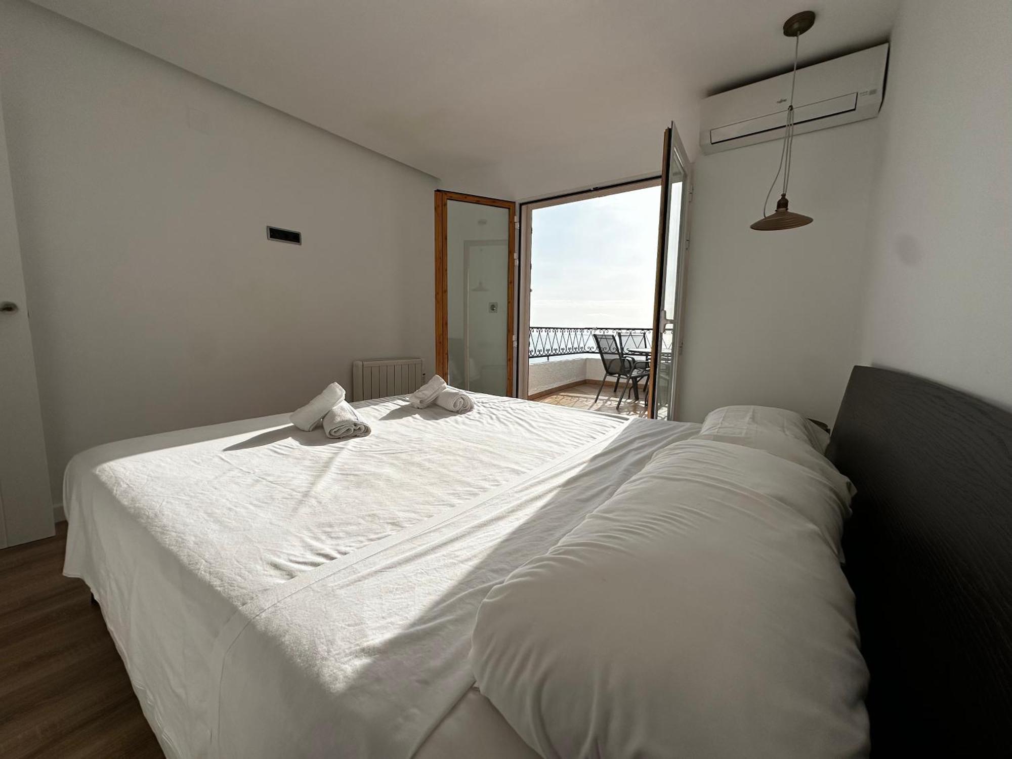 Apartment Amazing Sea Views Ac
